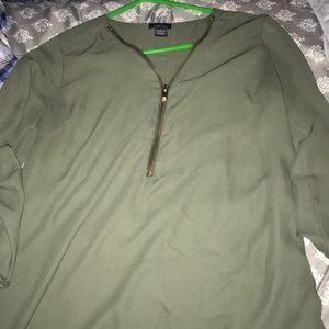 Rue 21 zip up blouse